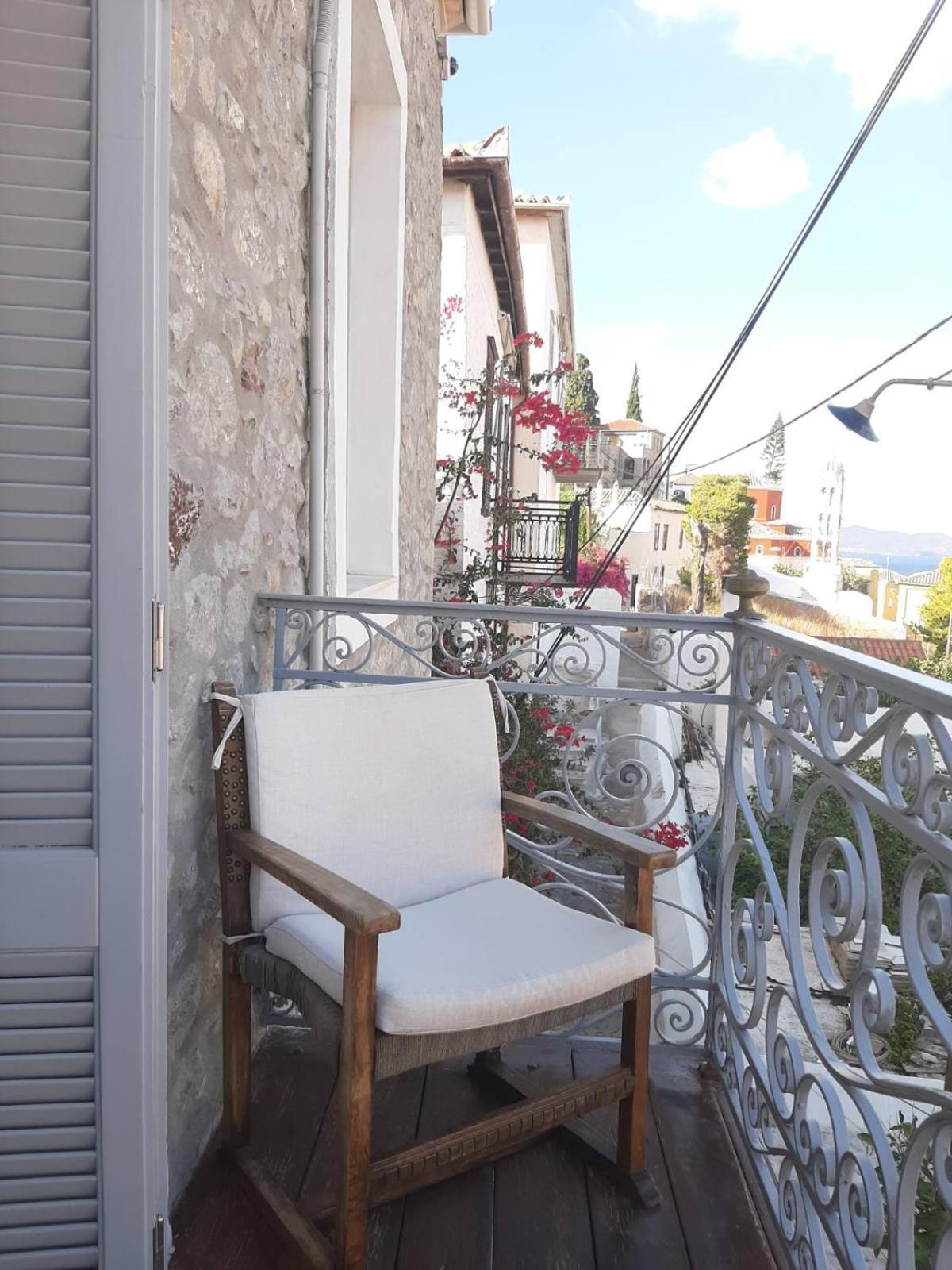 Mansion Alexandri Apartment Hydra  Exterior photo