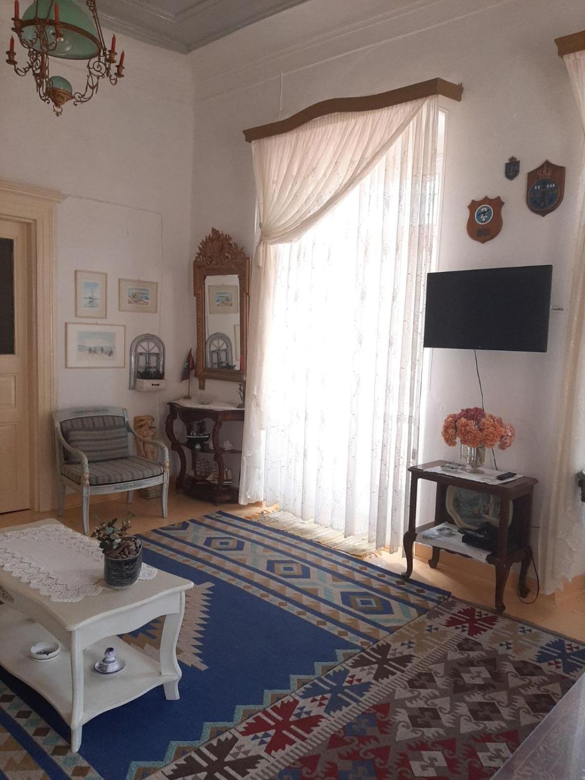 Mansion Alexandri Apartment Hydra  Exterior photo