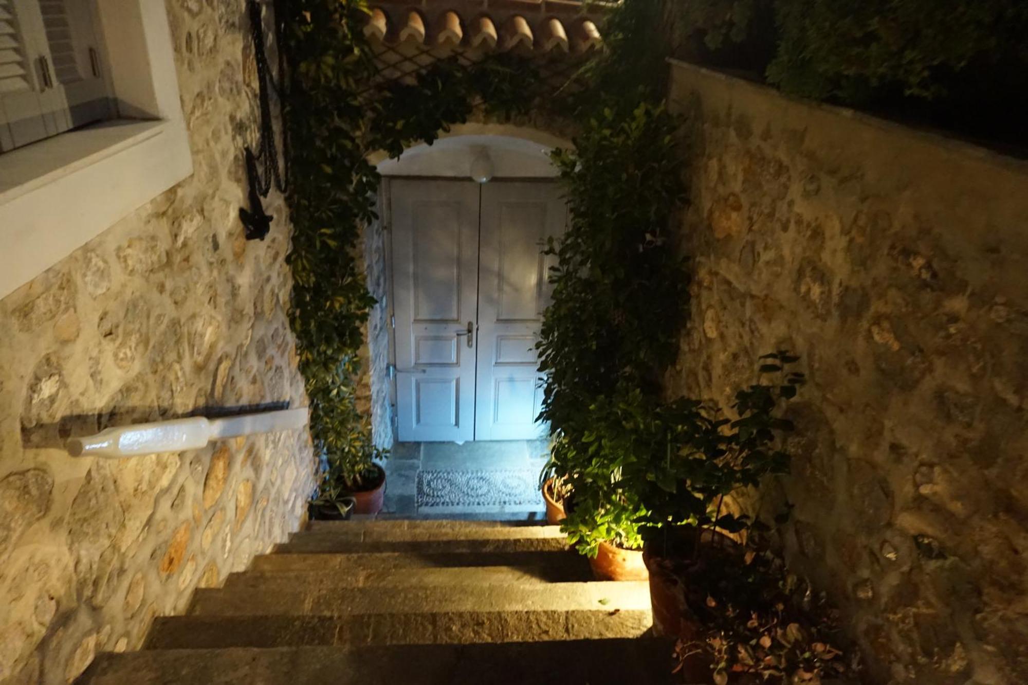 Mansion Alexandri Apartment Hydra  Exterior photo